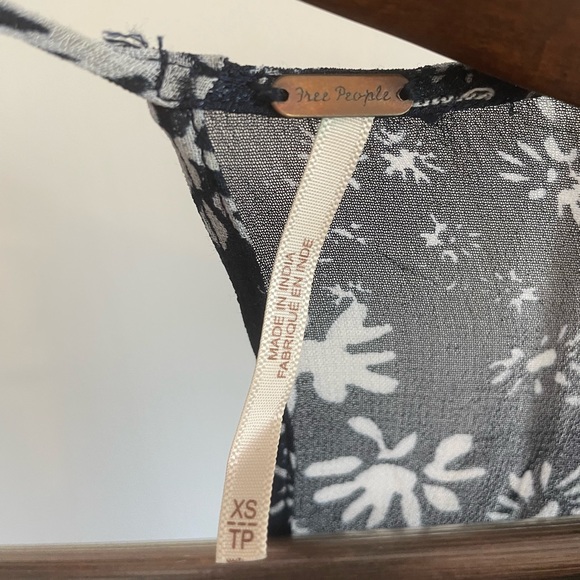 Free People Dress (XS) navy blue - Picture 11 of 11